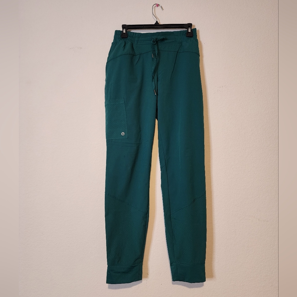 Barco Uniforms - Hunter Green 4 Pocket Jogger Scrub Pants - Size: Small